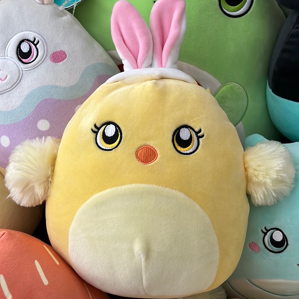 Squishmallows Aimee the Easter Chick with Bunny Ears NWT 8” HTF!
